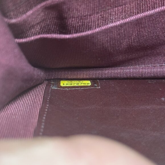 💎✨Rare color - Vintage Chanel Wallet on Chain, 2009 Burgundy - Picture 7 of 7